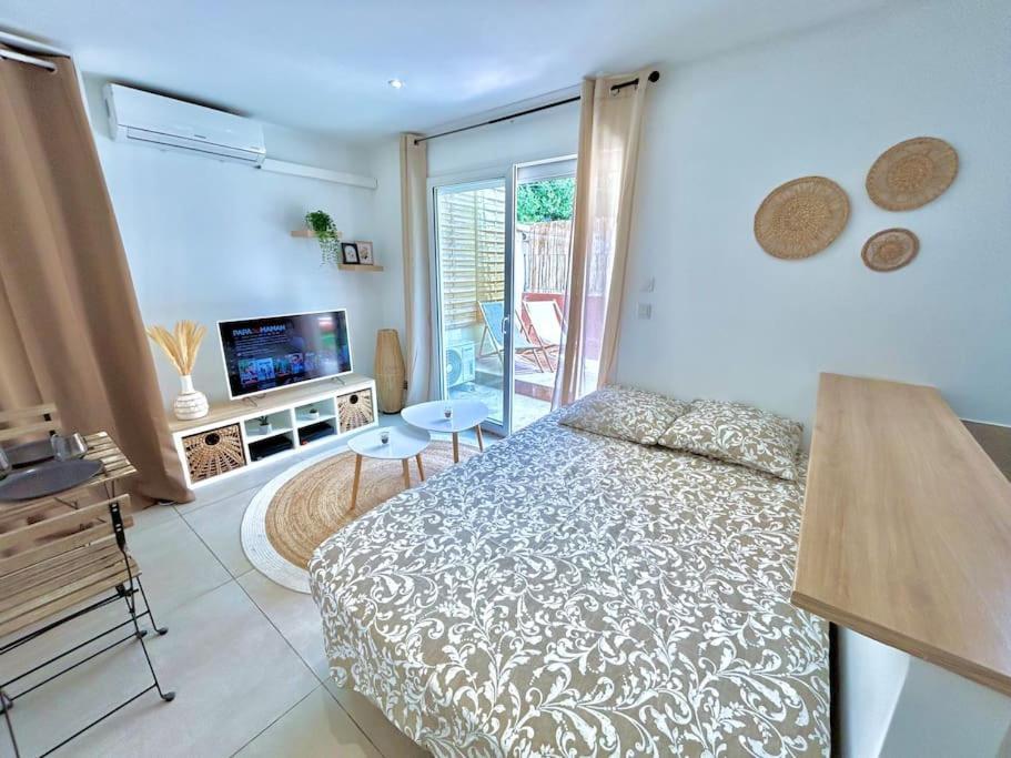 Studio Cosy Proche Plage, Parking Gratuit Juan-les-Pins Exterior foto