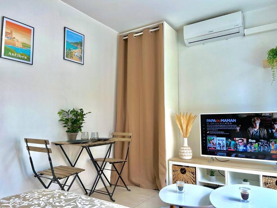Studio Cosy Proche Plage, Parking Gratuit Juan-les-Pins Exterior foto
